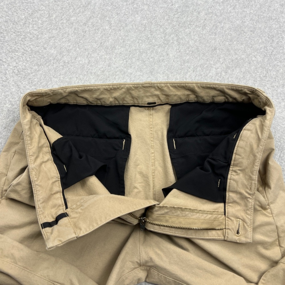 Lululemon Commission Pant Slim Men's 32 Khaki Earth Dye Chino Performance M5ACNS - Picture 2 of 10